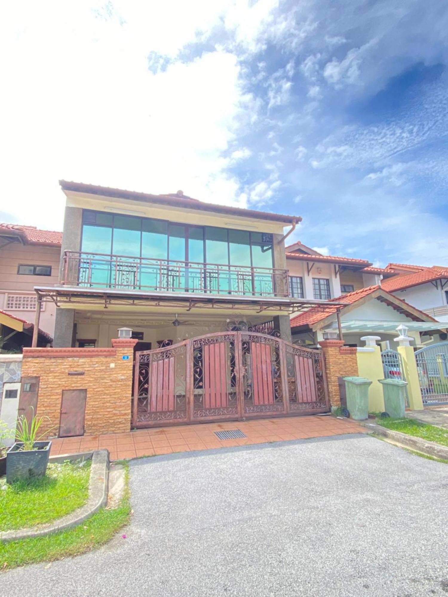 Nenda Homestay Kampong Baharu Cheras Batu Sa-Belas Exteriör bild